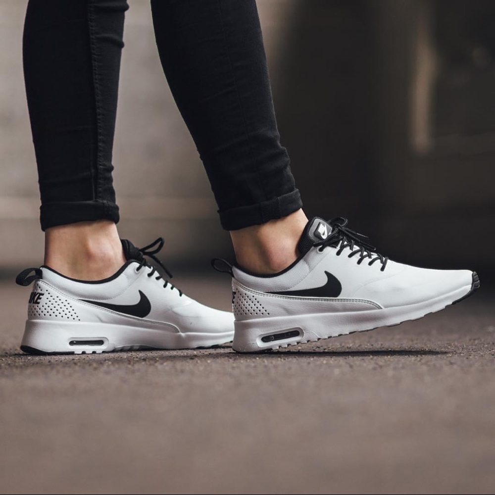 Nike Air Max Thea shoes size 7